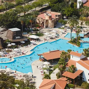 Portaventura El Paso: Theme Park Access Included **** Salou
